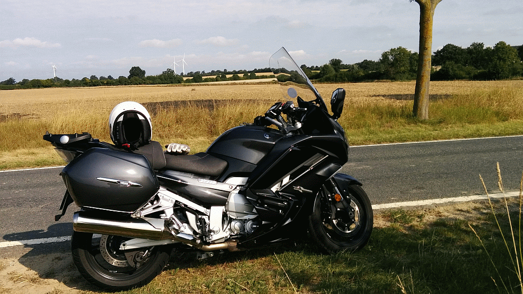 Yamaha FJR1300AE RP28